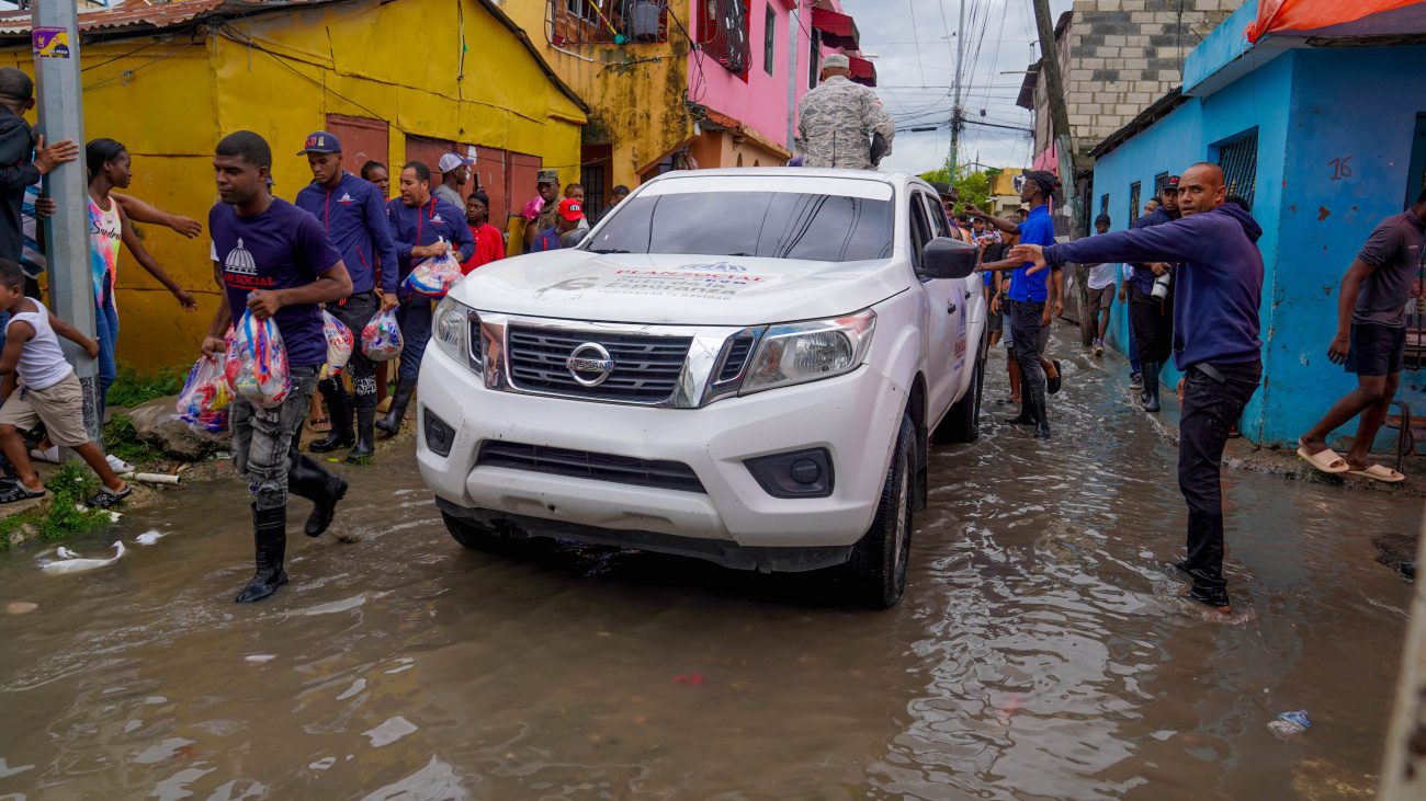Plan Social de la Presidencia mantiene operativos simultáneos en zonas afectadas por tormenta Franklin