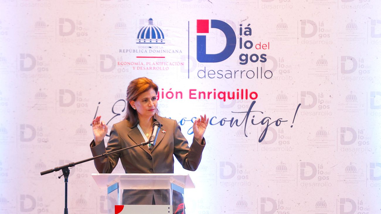 Vicepresidenta Raquel Peña encabeza Diálogos del Desarrollo en la región Enriquillo para abordar su transformación económica