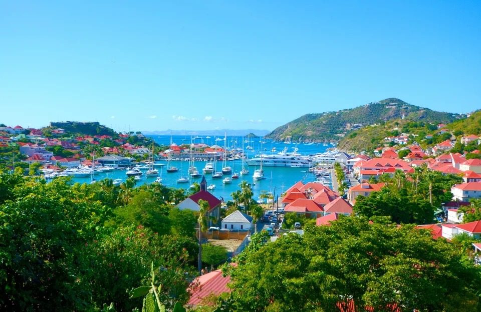 Una diminuta isla caribeña es el destino turístico más caro del mundo