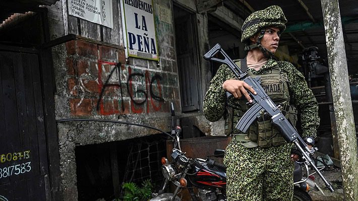 Siete muertos y cuatro heridos dejan operativos militares contra el Clan del Golfo en Colombia