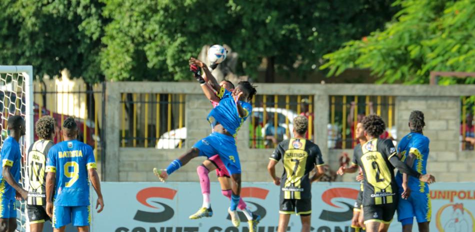 El Moca y Cibao FC, los equipos punteros se miden este sábado en la Liguilla