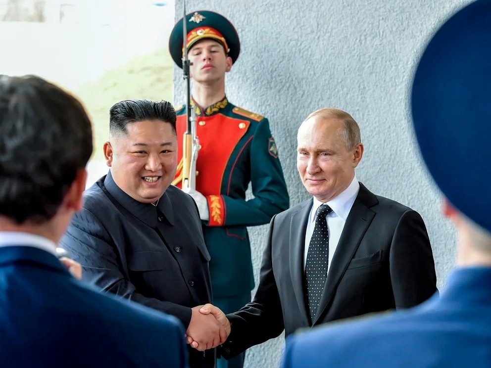 Rusia confirmó el ingreso del dictador Kim Jong-un a su territorio para reunirse con Putin