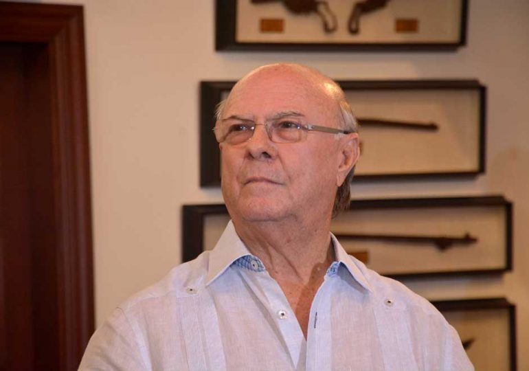 Hipólito Mejía afirma "nuestra primera prioridad es defender nuestra nacionalidad"