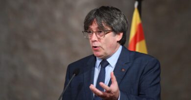 La reunión de una vicepresidenta de España con Puigdemont mueve el ajedrez de la investidura