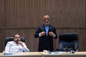 Alcalde Manuel Jiménez somete a la justicia al presidente de los regidores de SDE