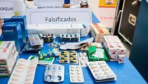 Ministerio Público solicita prisión preventiva contra administradora de casa farmacéutica por distribución de medicamentos adulterados