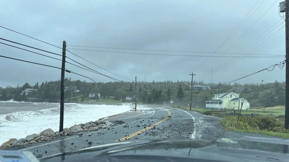 Al menos un muerto, daños materiales y cortes de electricidad dejó el paso de la tormenta Lee por EEUU y Canadá