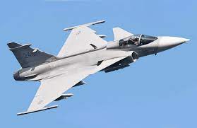 Reportan que Suecia estudia enviar aviones de combate Gripen a Ucrania