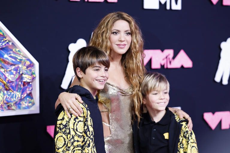El hijo mayor de Shakira demostró que sabe posar: Estas son las primeras fotos de Milán como modelo