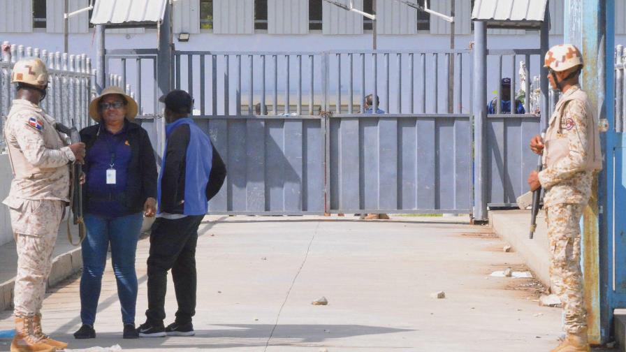 Haití cierra sus puertas fronterizas y frena la reapertura del comercio