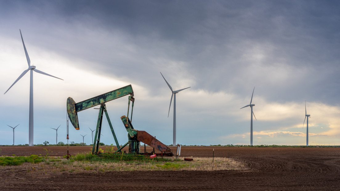 Los precios del petróleo podrían dirigirse a "aguas inexploradas", advierte el Banco Mundial