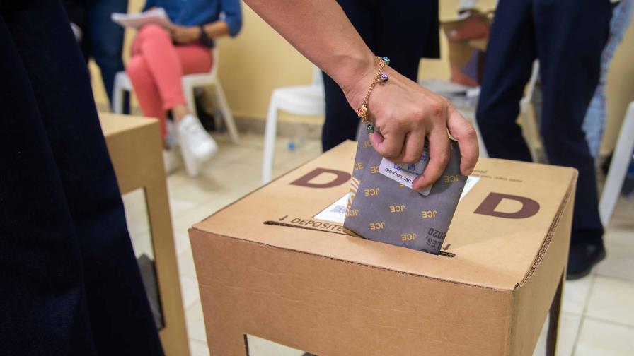 Padrón electoral de la JCE asciende a más de ocho millones de electores
