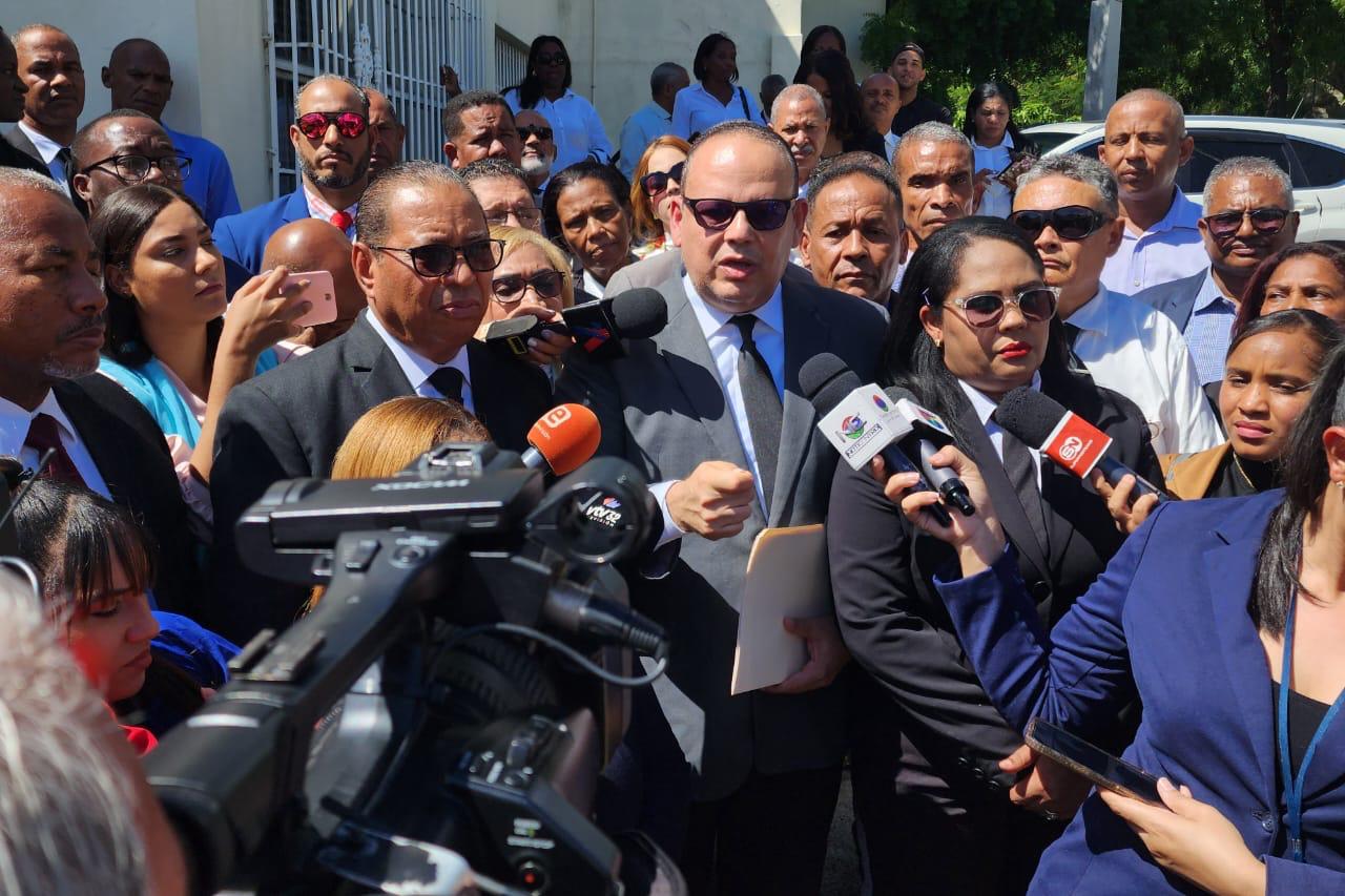 Presentan candidatura presidencial de Trajano Potentini al Colegio de Abogados y proclama rescatará el orgullo de ser abogado y unificará la clase jurídica