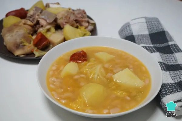 Caldo gallego de la abuela - Receta ORIGINAL