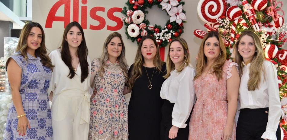 Diseñadoras unidas en propuestas de Navidad
