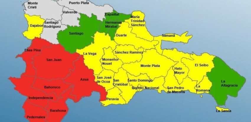 "Alerta Climática: 28 Provincias en Preparación por el Potencial Ciclón"