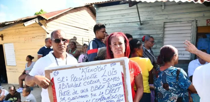 Familias desalojadas en La Zurza para ampliar el Metro piden sus casas