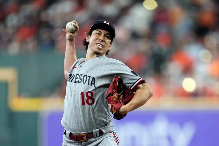 Kenta Maeda y los Tigres de Detroit acuerdan por dos años y 24 millones de dólares