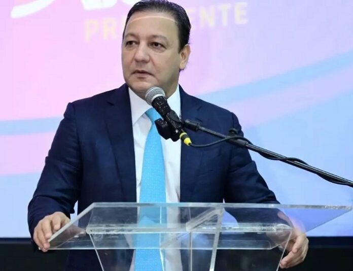 Abinader y su gobierno del PRM no pegan una", afirma Abel por situación en muro fronterizo