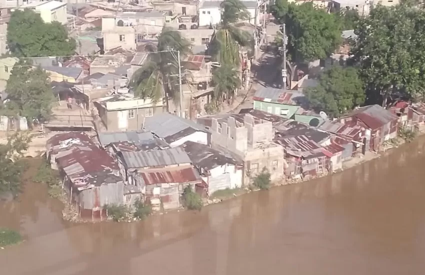 Se duplica número de desplazados y viviendas dañadas