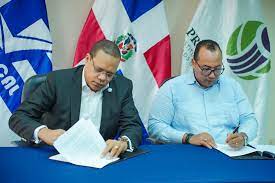 Entidades firman acuerdo para fomentar participación consumidores en normas de calidad