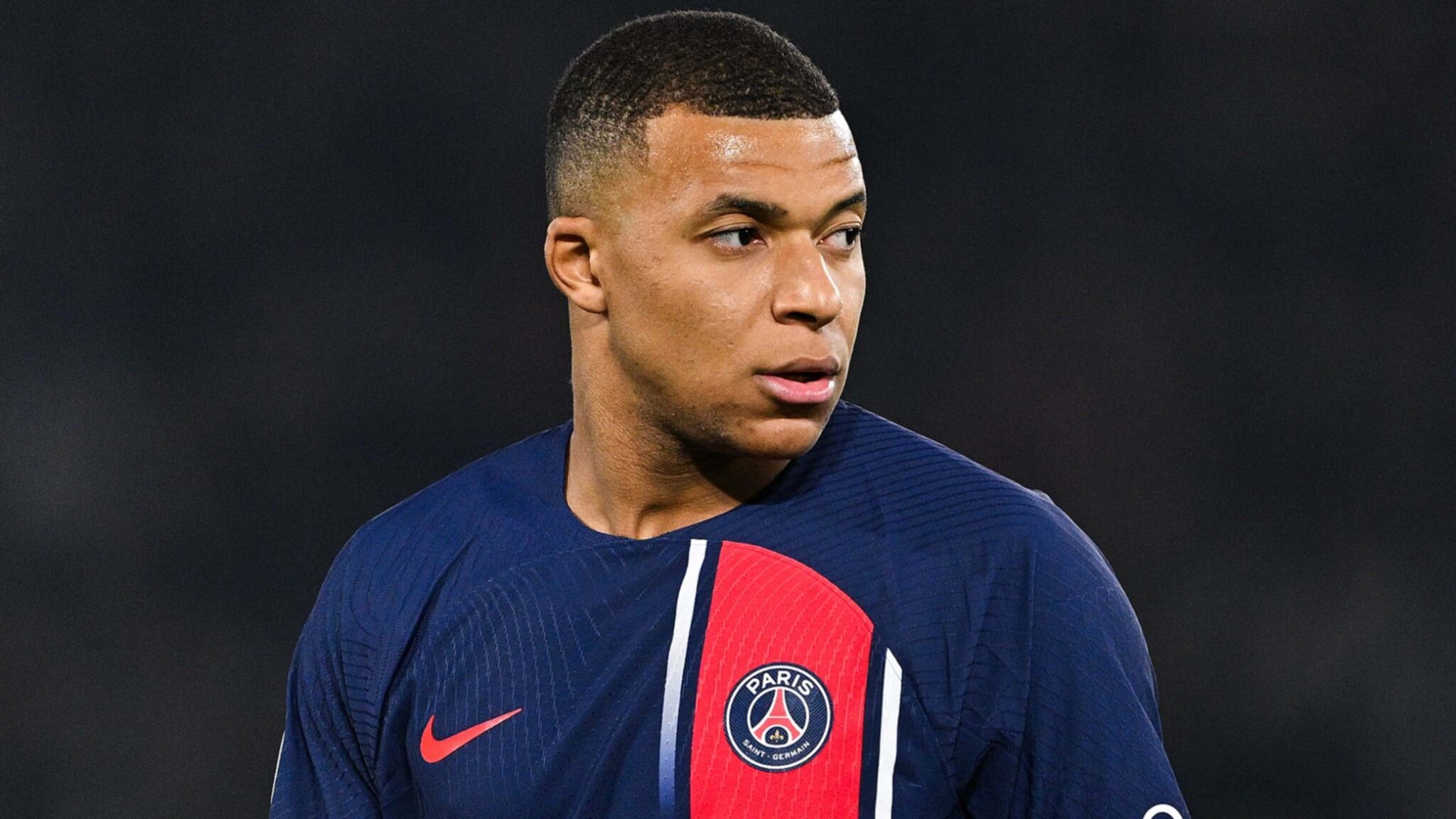 "Mbappé es un bobo, ¿sabes por qué? Habló y destroza a Argentina, que lo pasó por encima, ¿qué tenés que decir?"