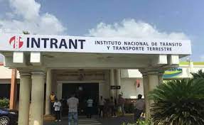 Exempleado del Intrant ganó con privilegio de información