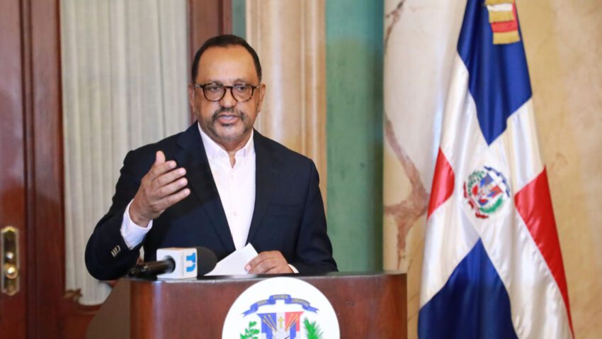 Presidente Abinader encabeza reunión del Consejo Nacional de la Magistratura y se establece cronograma de vistas públicas