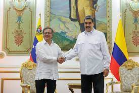 Venezuela anuncia nuevas rutas aéreas a varias ciudades colombianas