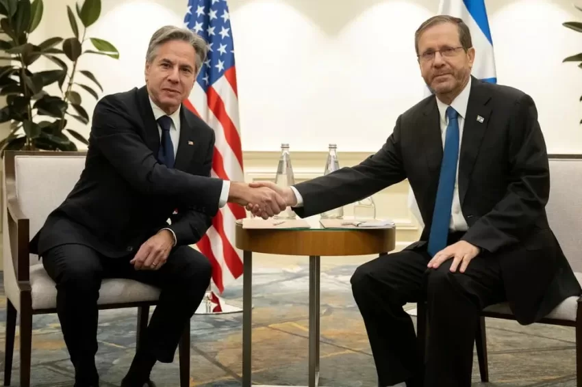 Antony Blinken resaltó que la tregua entre Israel y Hamas “está dando resultados” y dijo que debe continuar