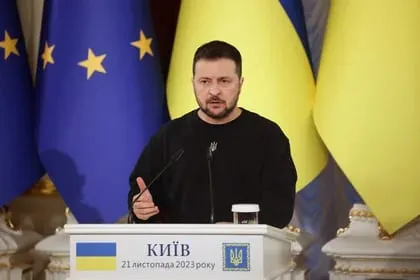 Zelensky recordó a los soldados que pasan Navidad en las trincheras: “Son los ángeles guardianes de Ucrania”
