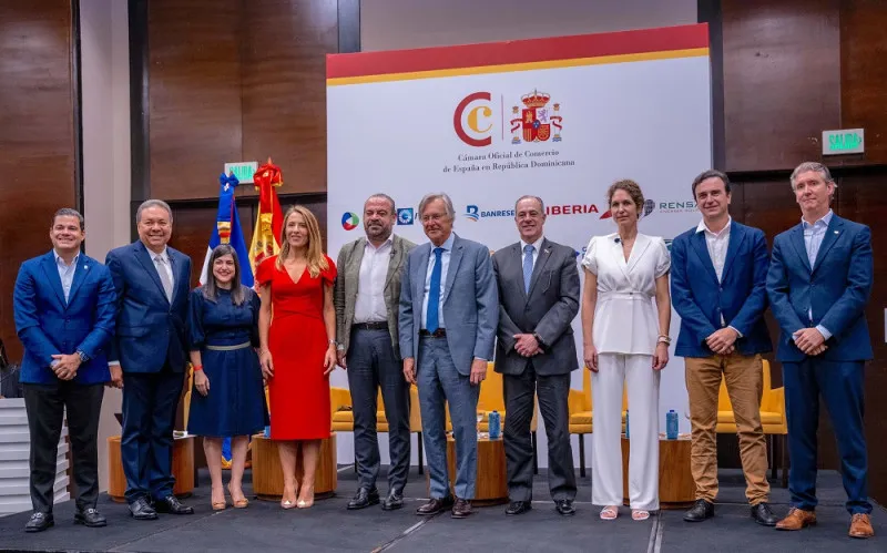 Un encuentro con inversionistas turísticos españoles
