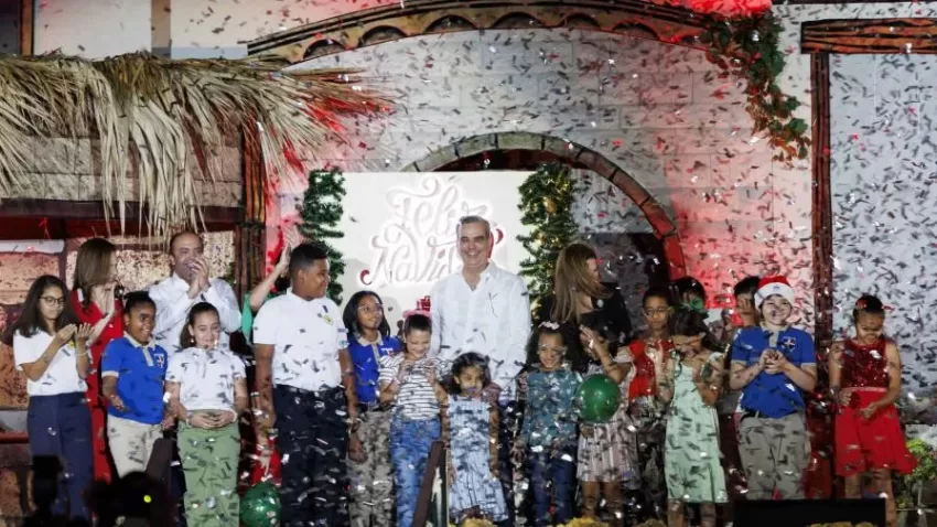 Políticos y empresarios expresan sus deseos para Navidad y expectativas de fin de año