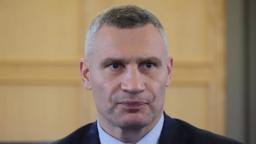 Alcalde de Kiev explica su desacuerdo con Zelenski por una "amenaza de autoritarismo"
