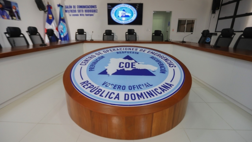 COE mantiene 4 provincias en alerta roja, 13 en amarilla y 8 en verde