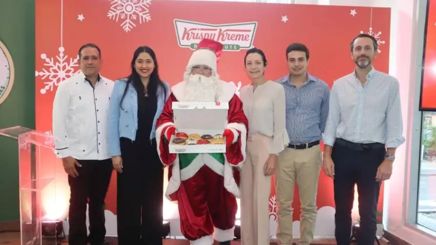 Krispy Kreme lanza colección "Krispy Krismas"