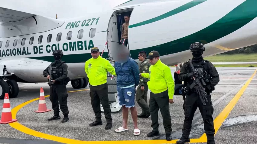 Capturan en Ecuador a un cabecilla del Clan del Golfo conocido como alias 'Mister Black'