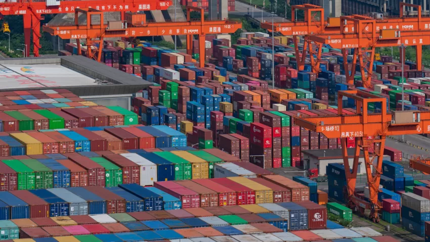 China y Rusia han pasado casi por completo a negociar con sus monedas nacionales