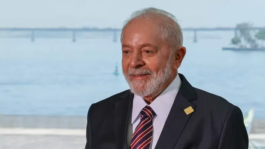 El presidente de Brasil otorga indultos navideños a presos