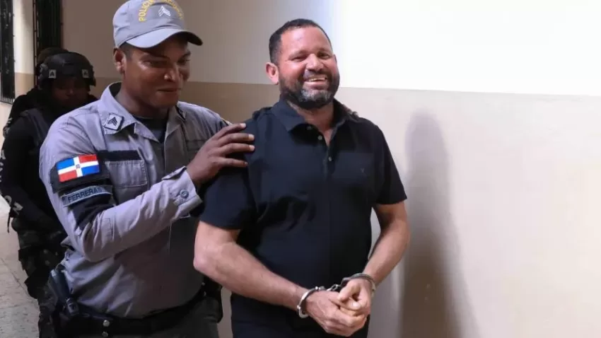 Familiares de oficial retirado de la PN involucrado en caso "Kiko la Quema" afirman es "inocente"