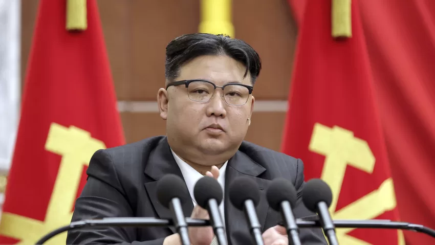 Kim insta a "acelerar los preparativos para apaciguar a toda Corea del Sur" en caso de emergencia