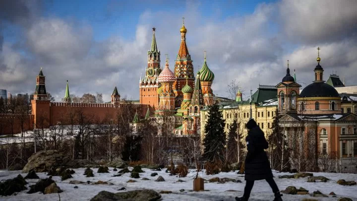 Kremlin: A Europa le resulta cada vez más complicado "quemar dinero en el barril sin fondo ucraniano"