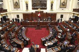 Proponen que candidatos presidenciales en Perú pasen examen de conocimientos y prueba toxicológica