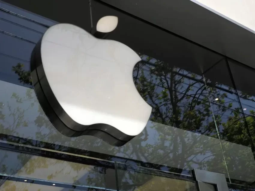 Apple no tuvo un buen 2023: Meta, Google y Microsoft la superaron en la bolsa