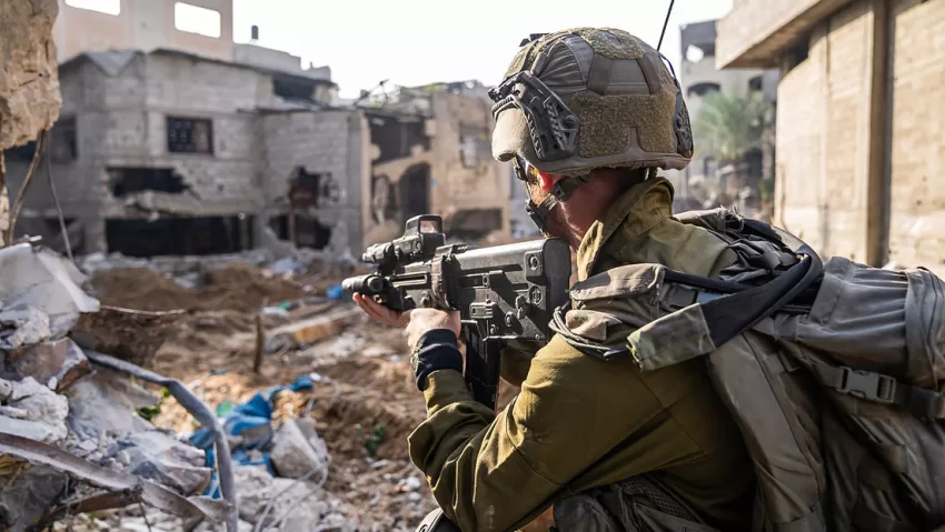 Soldado israelí despierta y abre fuego contra sus compañeros al regresar de Gaza