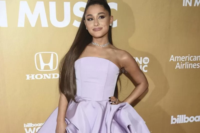 Ariana Grande anuncia nuevo álbum que llegará en 2024