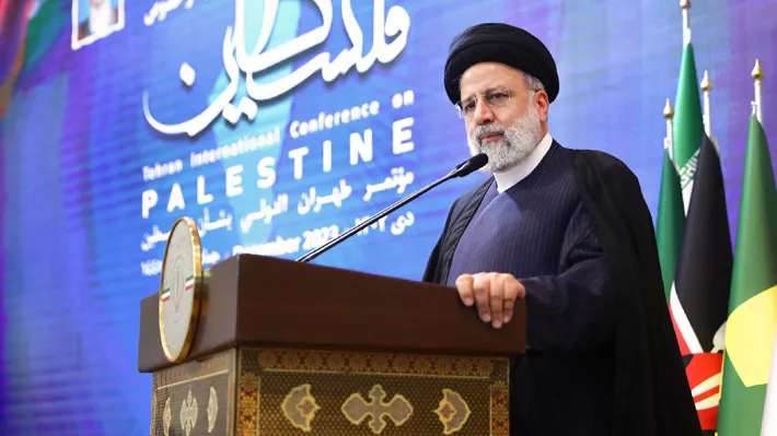 Irán denuncia "asesinato" de un alto general durante bombardeo israelí sobre Siria y amenaza con tomar represalias
