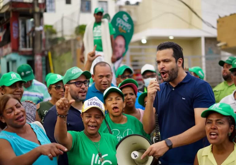 La Fuerza del Pueblo inscribe a Rafael Paz como diputado por la circunscripción 1 del Distrito Nacional