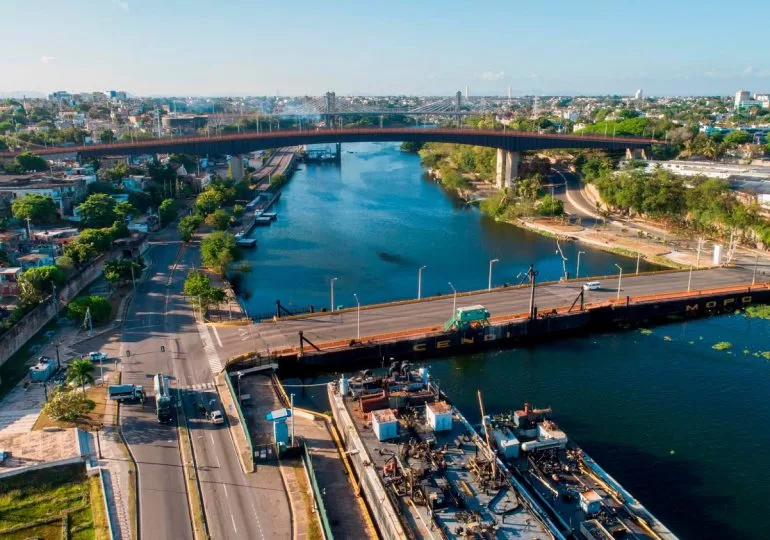 MOPC informa hoy realizará mantenimiento del Puente Flotante