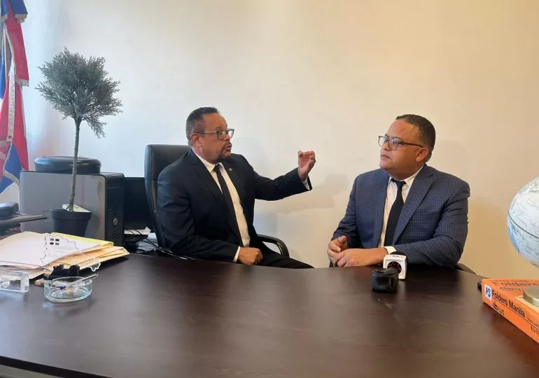Saludan decisión del TSE por suspender juramentación de Trajano Potentini